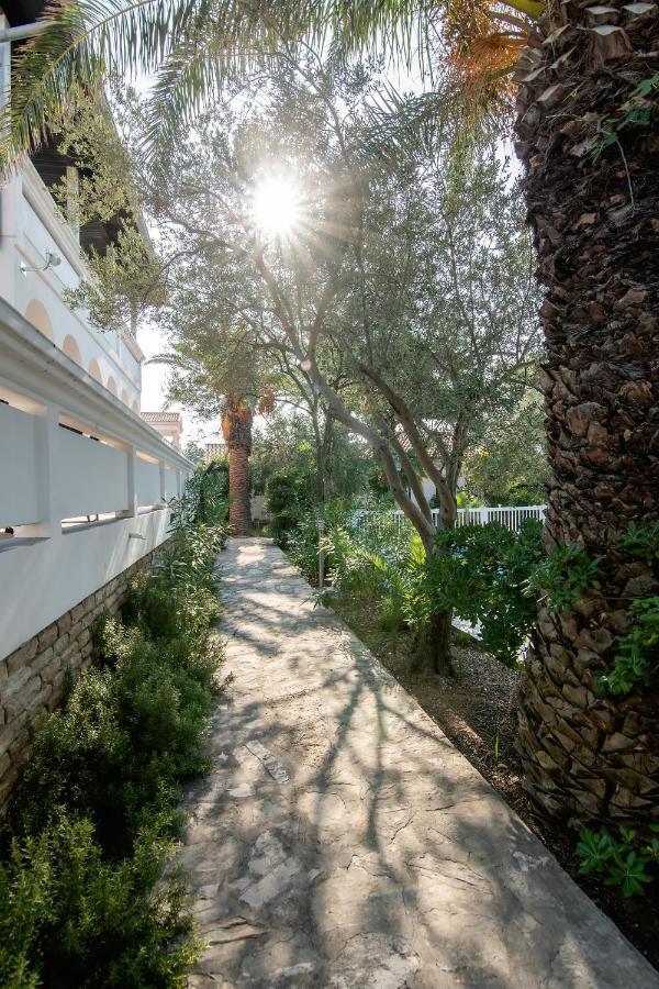 Beach Boy & Pool Girl Apartments Vir Exterior foto